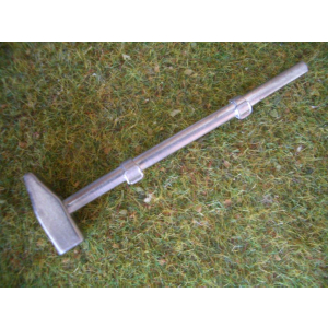 Metal sledge hammer in 1/16, unpainted for Tiger I, type B 