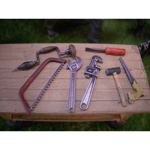 Metal tool kit in 1/16, 7 pcs, unpainted