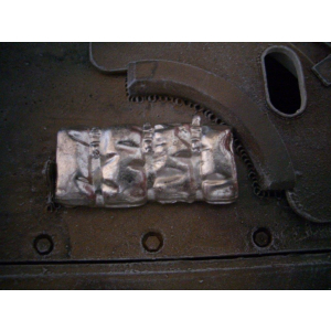 Gepäckstück Typ A aus Metall in 1/16, unlackiert 