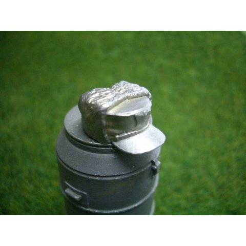 Metal field cap winter in 1/16, unpainted