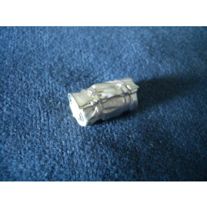 Metal strip of canvas (rolled up) in 1/16, unpainted
