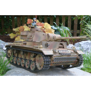 Taigen 2.4 GHz  Panzer III Special edition + Taigen gun recoil system + IR system +  + smoke and sound + Summer Tarn