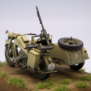 SOL - 1/16 Zündapp KS 750 with sidecar, model kit