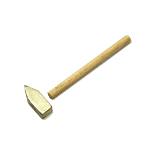 Hammer with wood handle, HQ in 1:16 