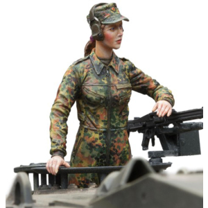 SOL - 1/16 Dt. Bundeswehr female tank ammo loader