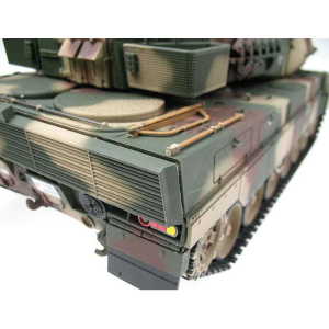 Metalledition V3 LEOPARD 2A6 IR/Rohrrückzug 1:16 - 2.4 GHz mit Metallwanne/Turm + Metallketten + Antriebs-/Leiträder aus Metall + Metalllaufrollen + Stahlgetriebe