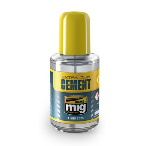 Coll plastique Extra thin cement de AMMO by mig 