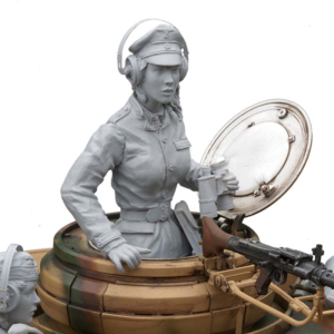 SOL - 1/16 PzKpfw IV  figurine féminine allemande...