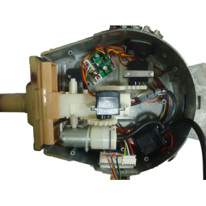 Taigen Tigre I, Airbrush édition métal en 1:16 avec unité de fumé pour le canon, recul de canon servo, flash xenon, systeme IR et platine V3, caisse en bois