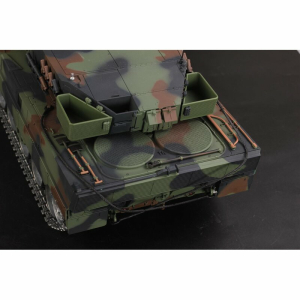 Heng Long Leopard 2A6, Version Tarn in 1:16 mit BB-Einheit/IR-System, Schwingarme aus Metall, V6.OS-Platine und Transportbox aus Holz