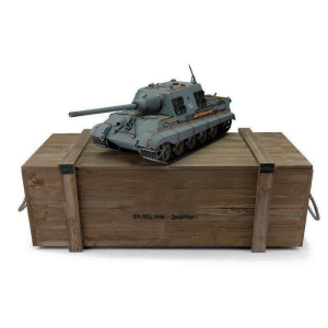 Jagdtiger, grau in der Metall-Edition 1:16 mit IR-System, Rohrrückzug und Hebe-/Senkeinheit über Servos, Xenonblitz, V3-Platine und Transportbox aus Holz