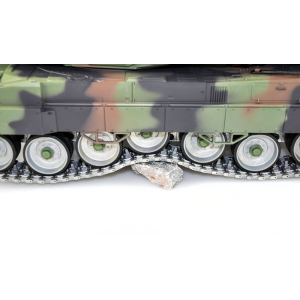 Heng Long Leopard 2A6 Platinium Version in 1:16 with BB-unit, IR-function, V7 board and wooden box