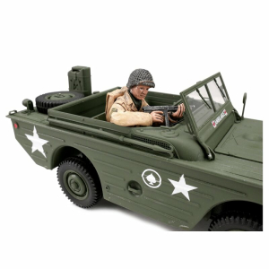 Crew for the Ford GPA swimming car  in 1:16, figure Sergeant, painted
