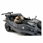 Crew for the VW swimming car (Schwimmwagen) in 1:16, gunner, painted Winter