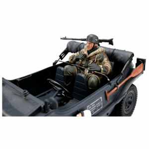 Crew for the VW swimming car (Schwimmwagen) in 1:16, radio operator, painted Winter