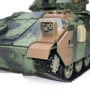 M2A2 BRADLEY- PRO CAMO VERSION  in 1:16