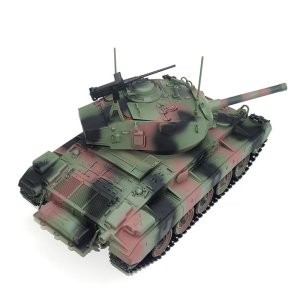 M24 Chaffee - Version PRO Camo chenilles metal noire en 1:16