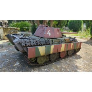 Panther F - "Sonderedition" in der Metall-Edition in 1:16 mit IR-System, Rohrrückzug und Xenonblitz sowie V3-Platine