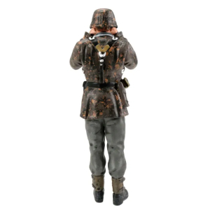 Besatzung für den SDKFZ. 251 Figur 1:16, Feldwebel Eichenlaub Herbst