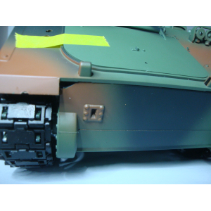 Degat minimal: M113 A1 ACAV PRO CAMO en 1/16 RTR