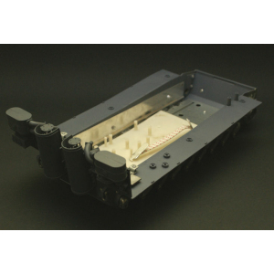 Tigre I - Chassis en métal (dernière version) + roue de roullement en métal avec pneux en caoutchouc